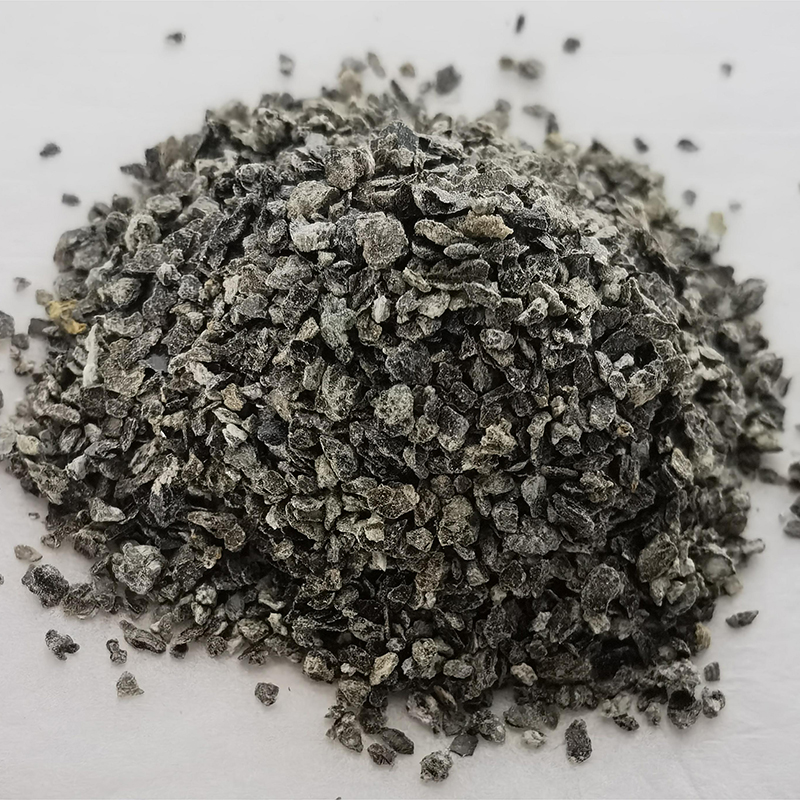 Silver-Raw-Vermiculite-1